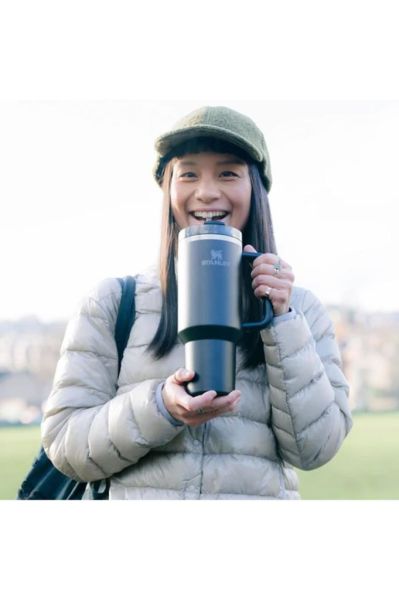 Stanley Quencher Pipetli Termos Bardak 1.18 Lt Siyah