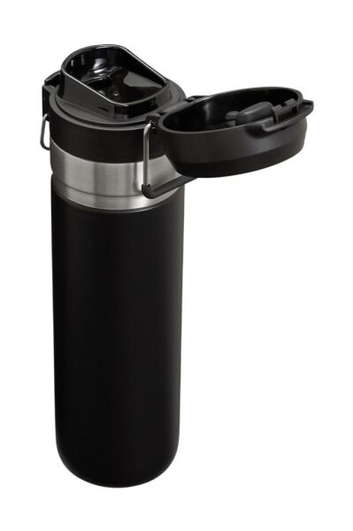 Stanley The Quick-Flip Water Bottle .7L / 24oz