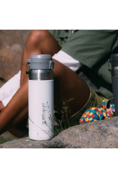 Stanley The Quick Flip Paslanmaz Çelik Buz Beyaz Termos 1.06 Lt